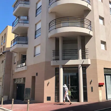 Appt Moderne Vieil Antibes 3 Piec Apartment Exterior photo